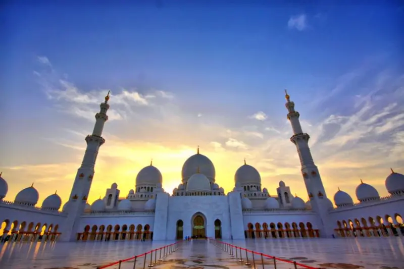 Full Day Abu Dhabi Tour With Ferrari World