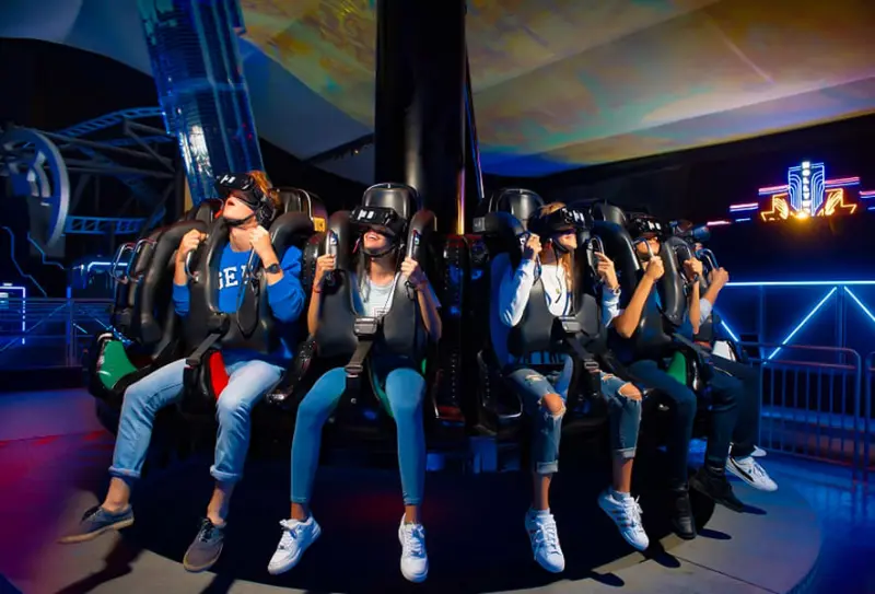 Visit Dubai Mall with VR Park