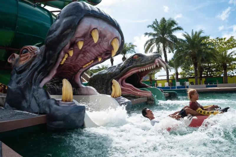 Full day Columbia Picture Aquaverse